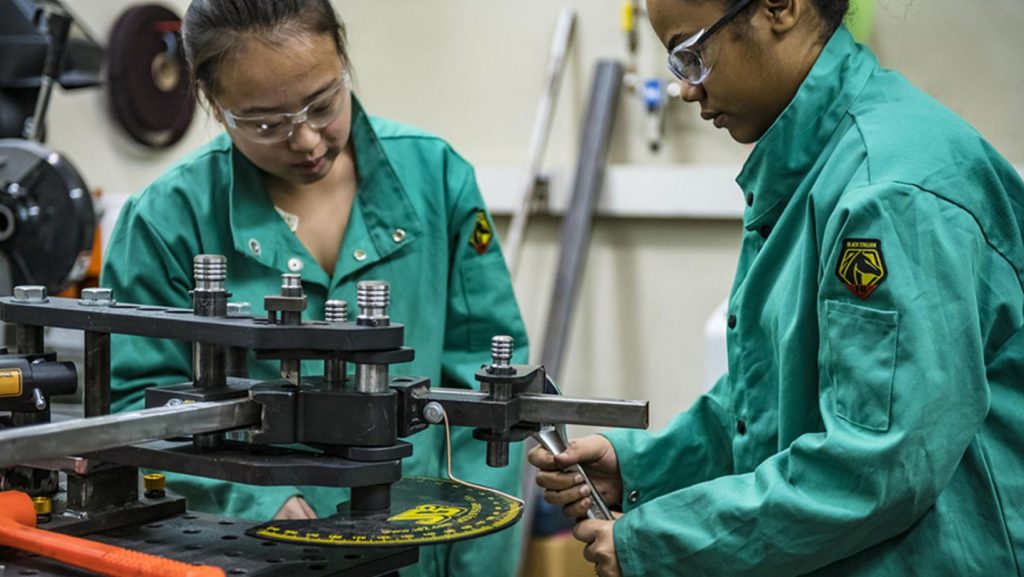 Mass Tech Massachusetts Manufacturing Innovation Initiative